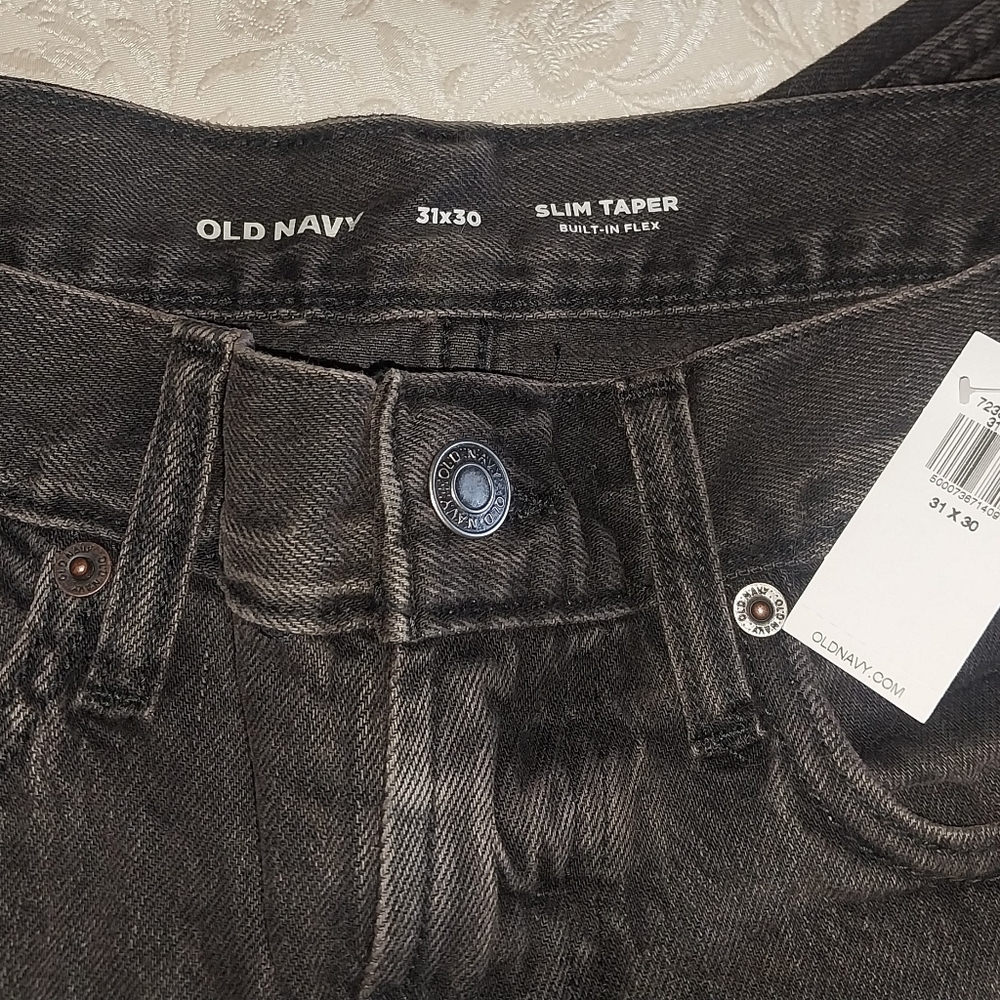 NWT Mens Old Navy Slim Taper jeans 31×30